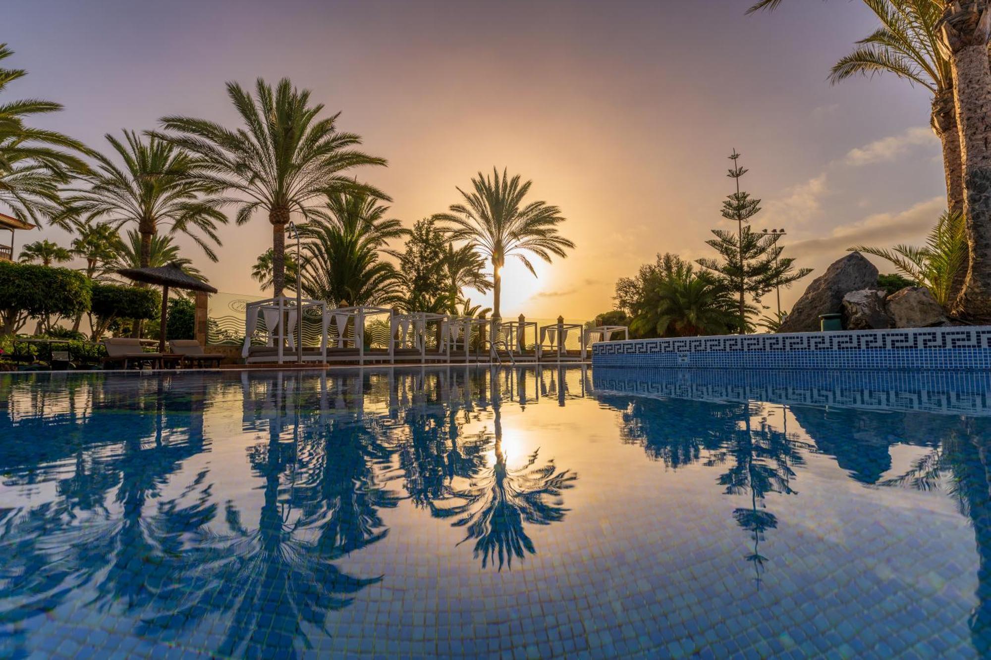 Elba Palace Golf Boutique Hotel - Adults Only Caleta De Fuste Bagian luar foto